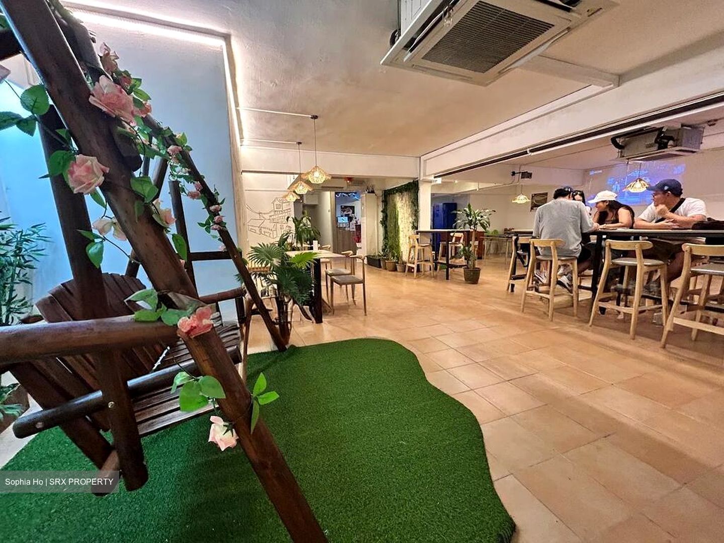 Seletar Hills Estate (D28), Retail #504272331